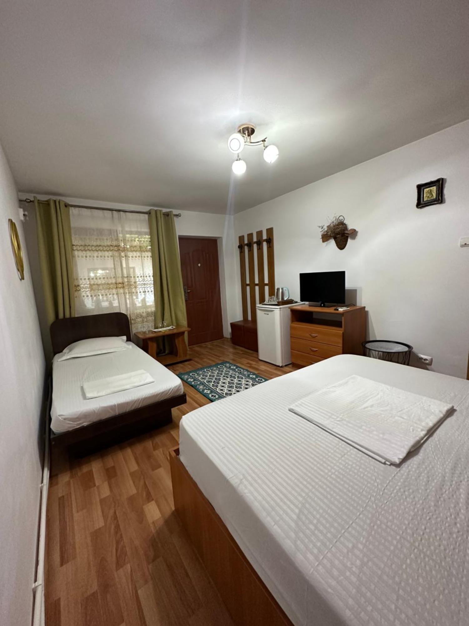 Casa Cu Flori Corbu Hotel Corbu  Bagian luar foto